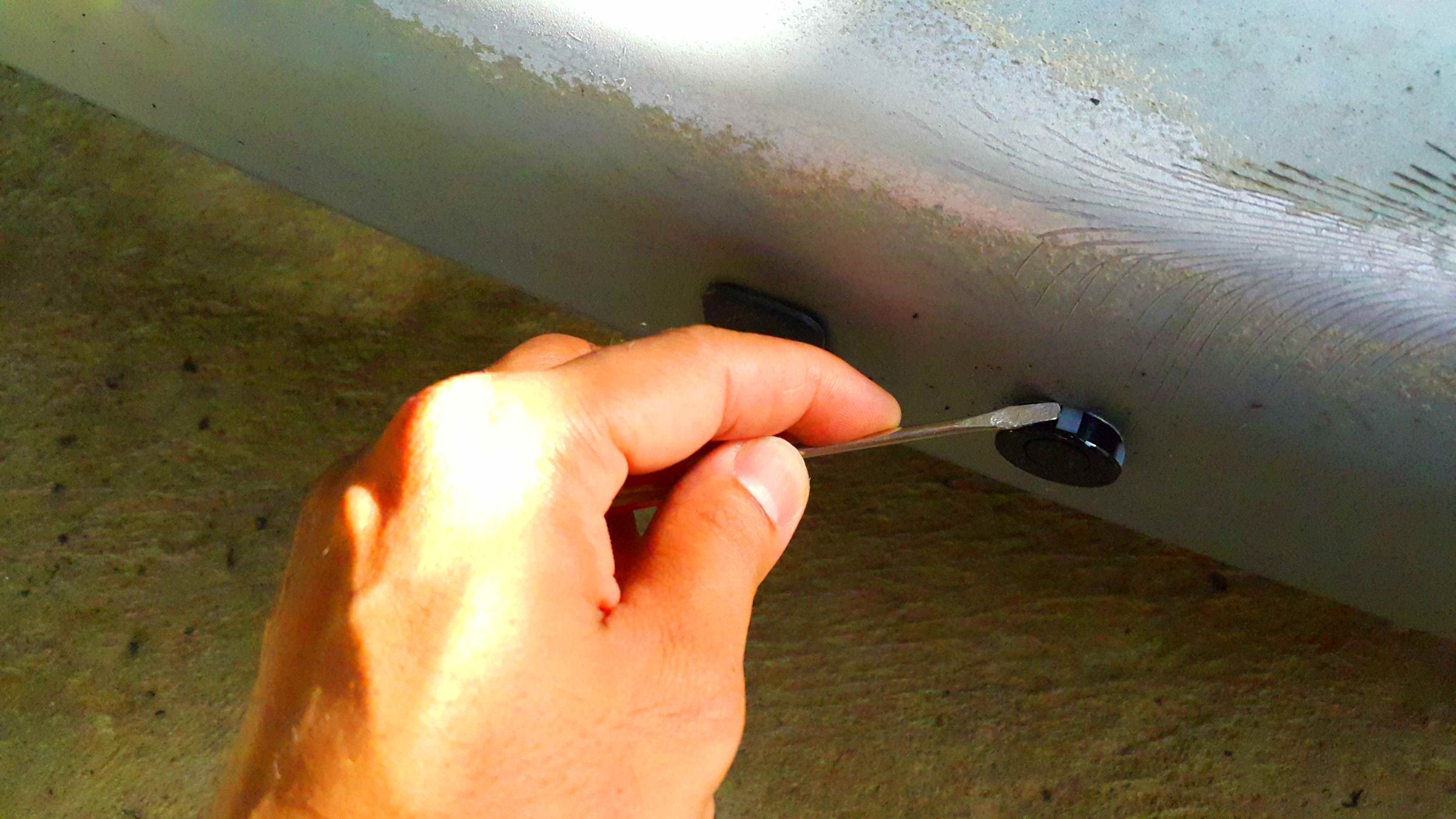 Installing Talking Reverse Sensors! 10 Steps (with Pictures