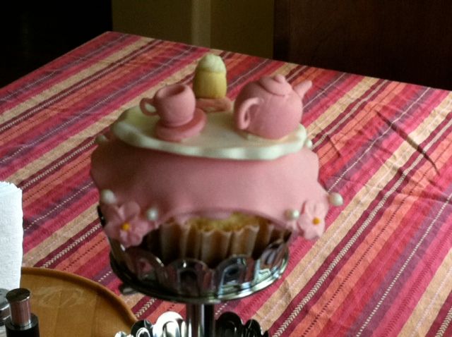 Tea Set Cupcake