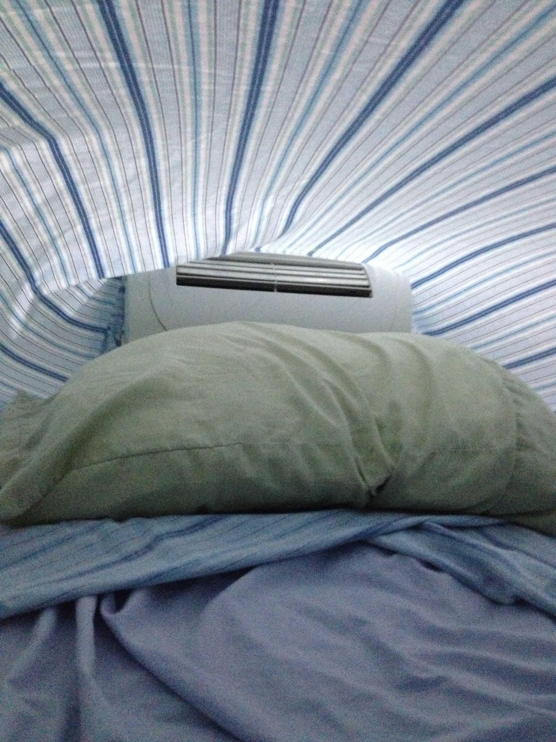 Focused Climate Control Using a Stand Alone Air Conditioner 3 Steps