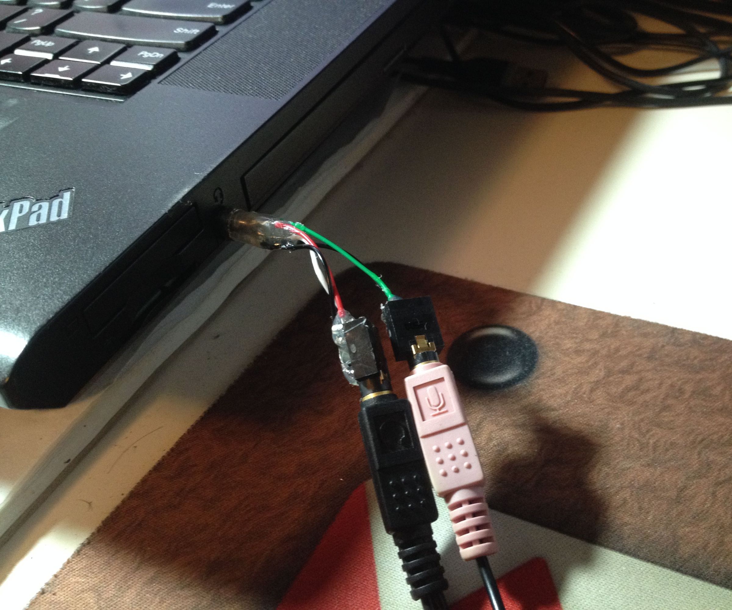 Headphone-Mic Merge Adapter