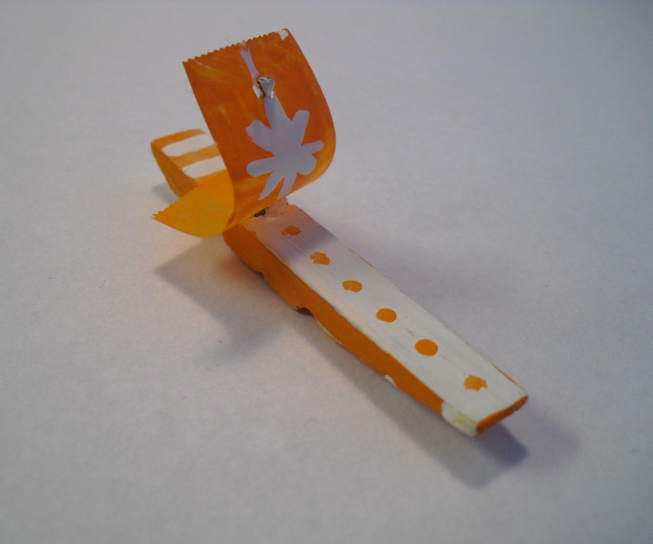 Simple Clothespin Boat