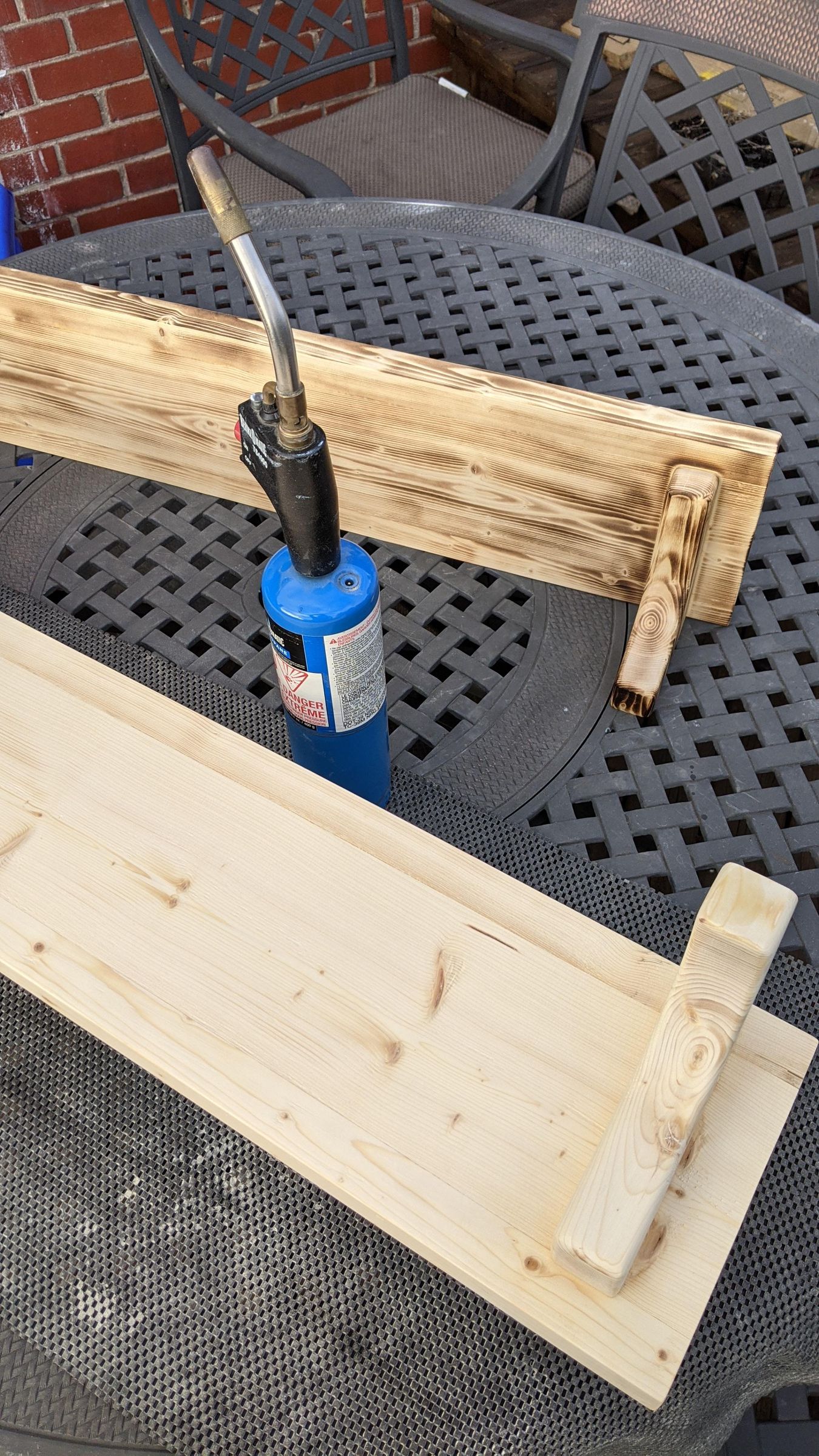 Chunky Shelves Out of a Single 2x6 4 Steps (with Pictures