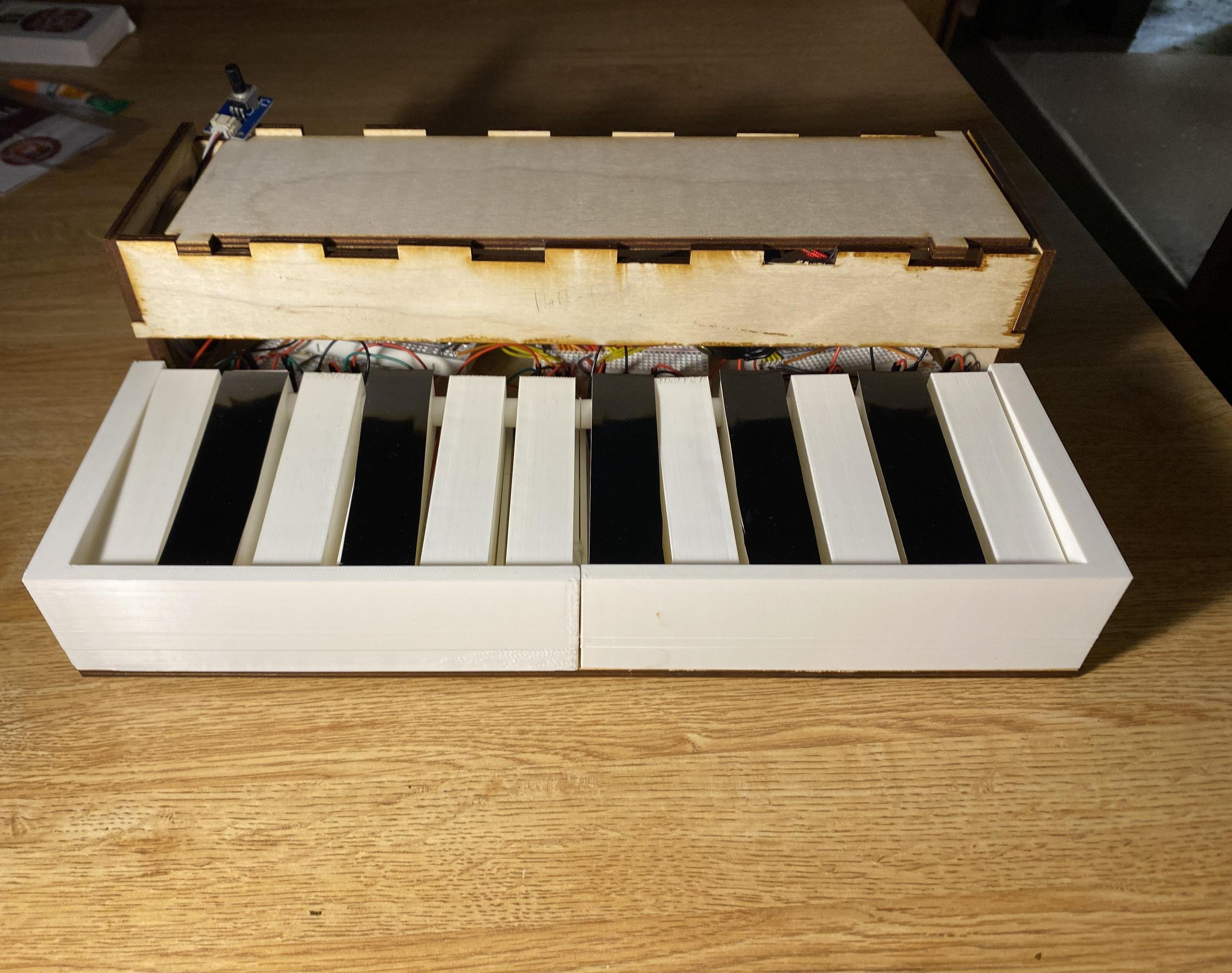 Pico 2 Piano W/ CircuitPython