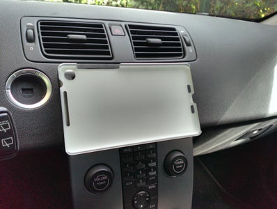 Metal Plate on My New Bought Tablet? I Think Not.