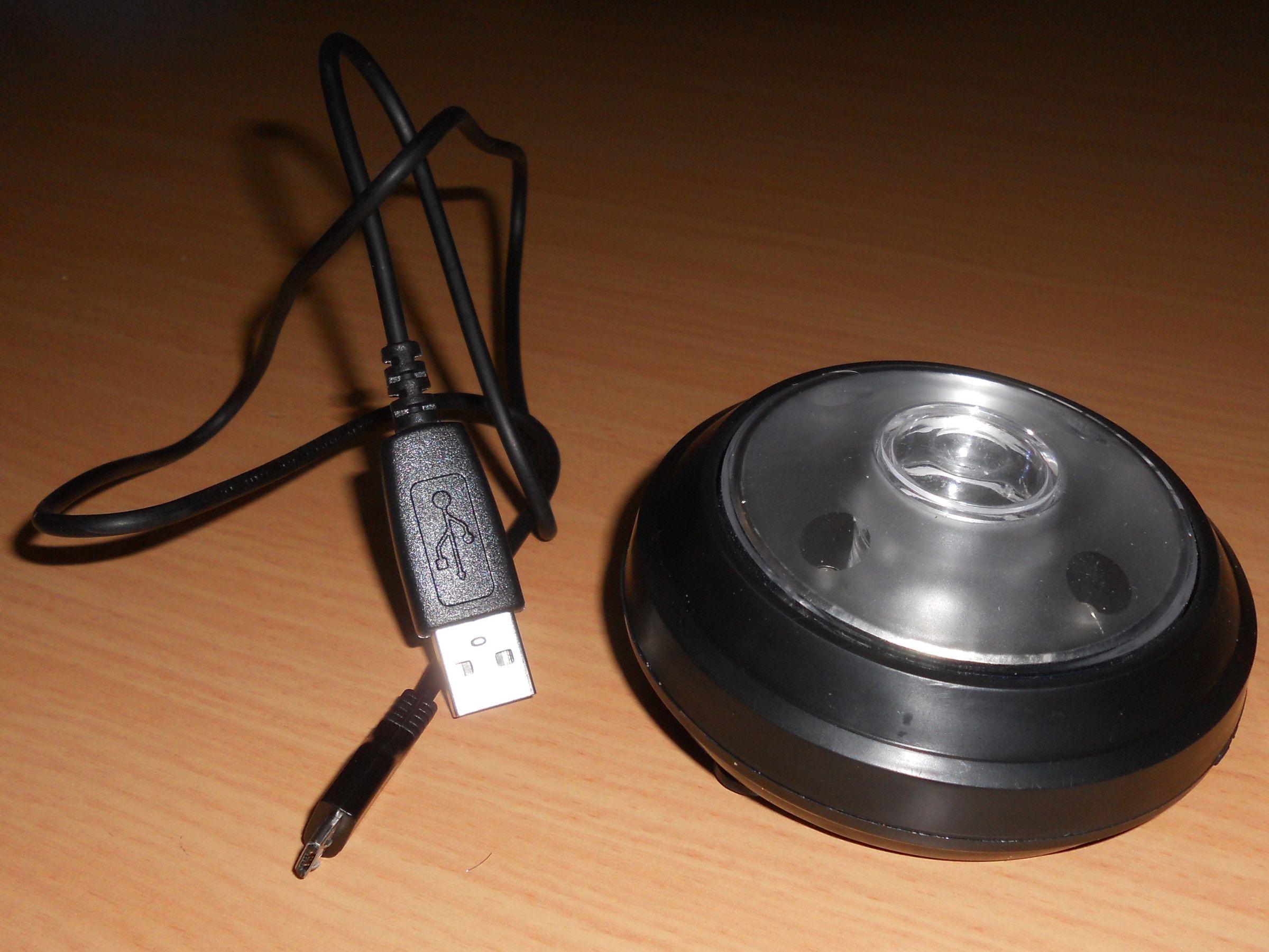 Convert a Battery Powered LED Lamp to USB Power. 5 Steps Instructables