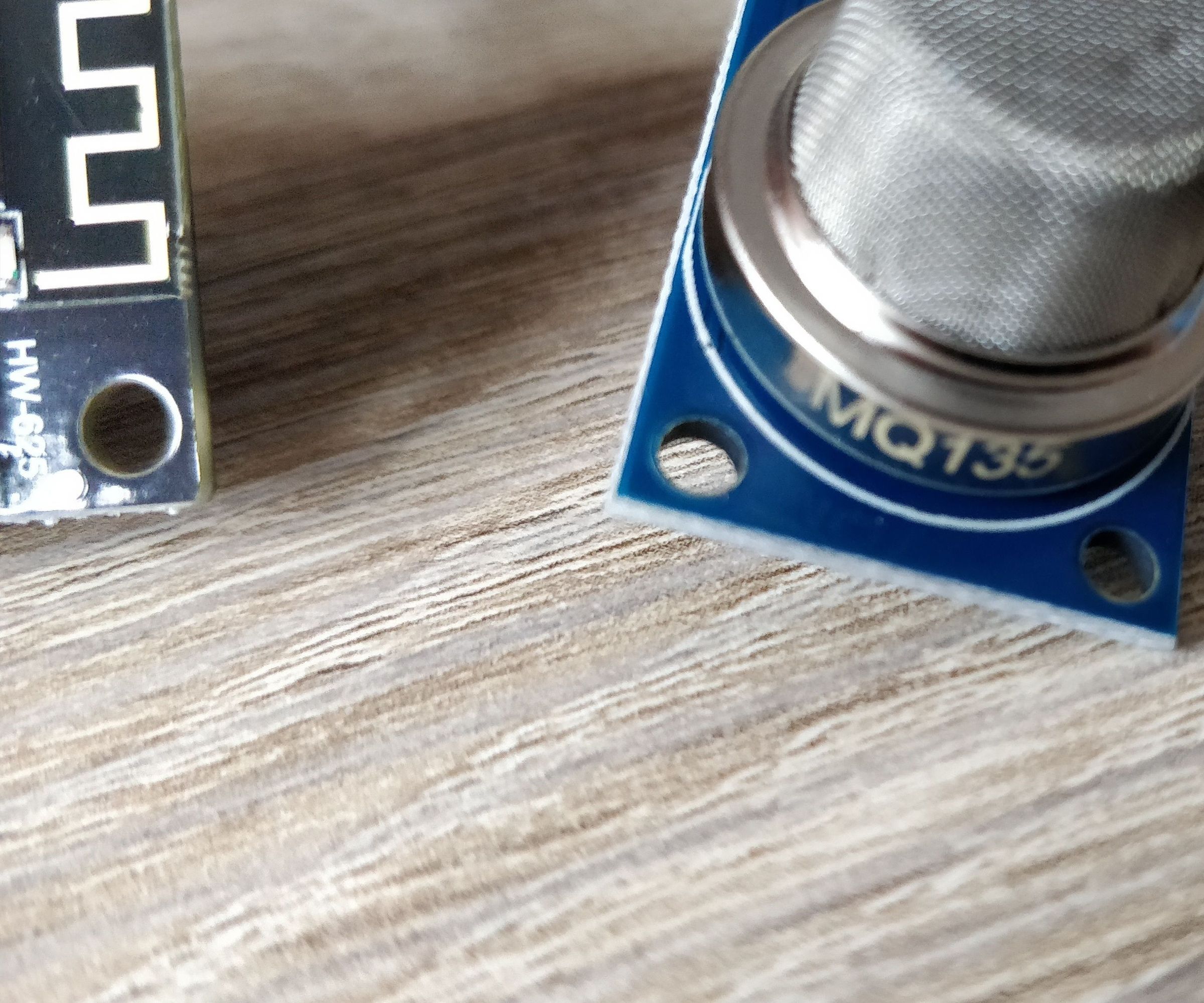 Air Quality Monitor With MQ135 and External Temperature and Humidity Sensor Over MQTT