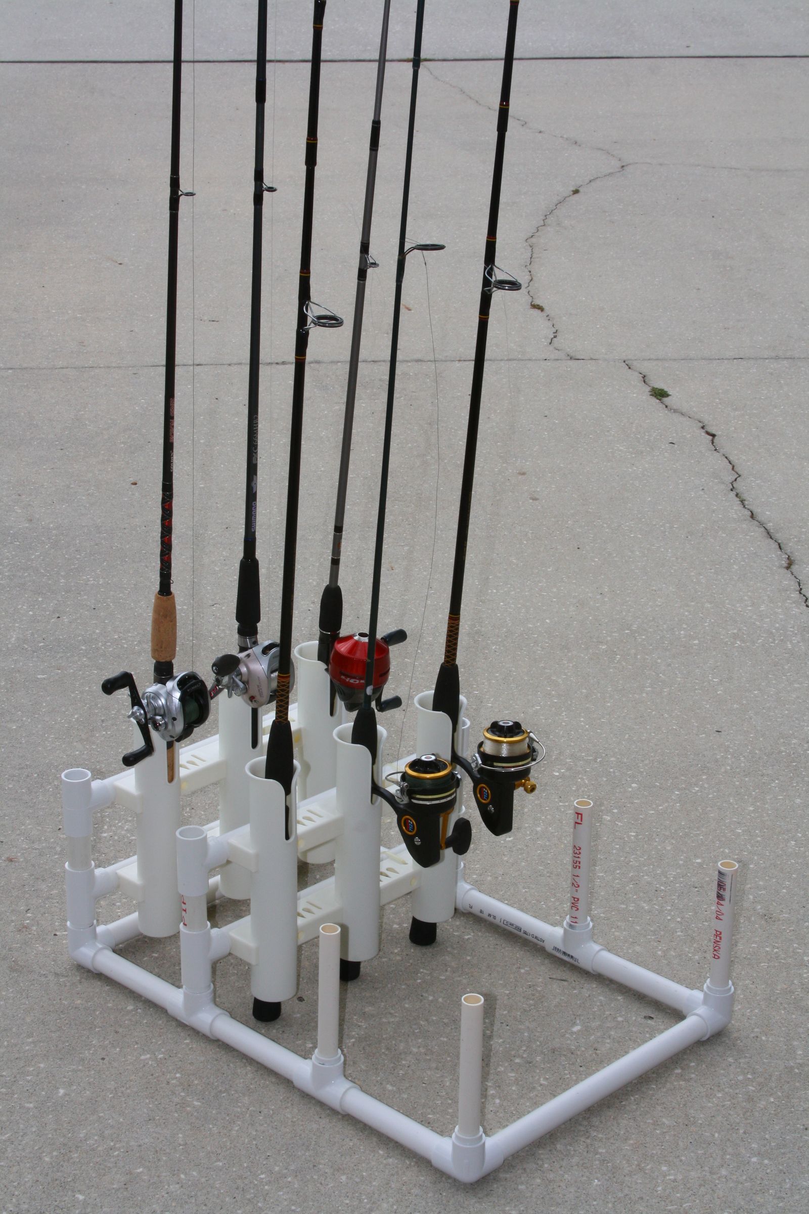 PVC Modular Fishing Rod Holder : 6 Steps (with Pictures) - Instructables PVC Modular Fishing Rod Holder : 6 Steps (with Pictures) - Instructables