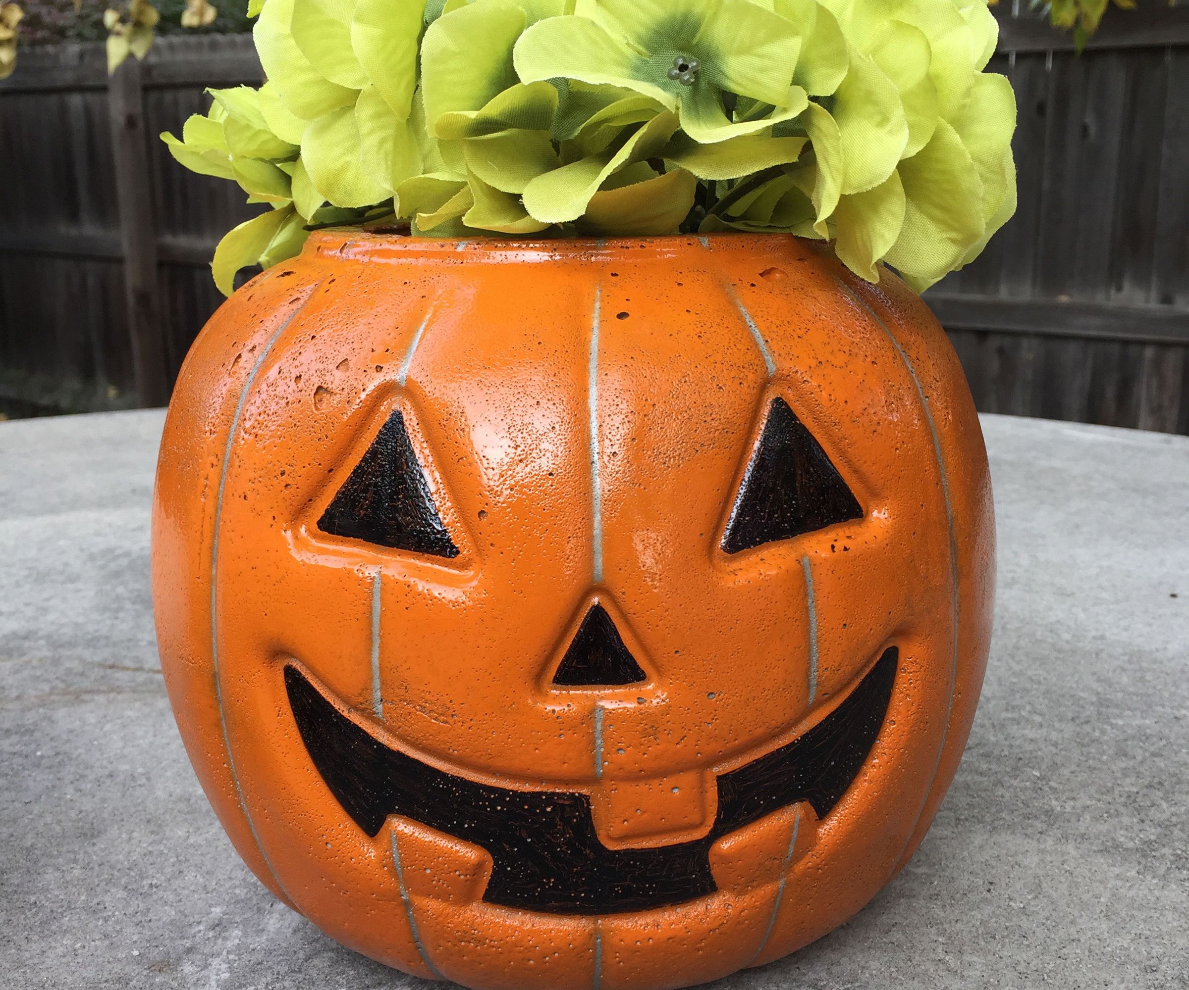 Transform a Candy Bucket Into a Concrete Pumpkin Planter