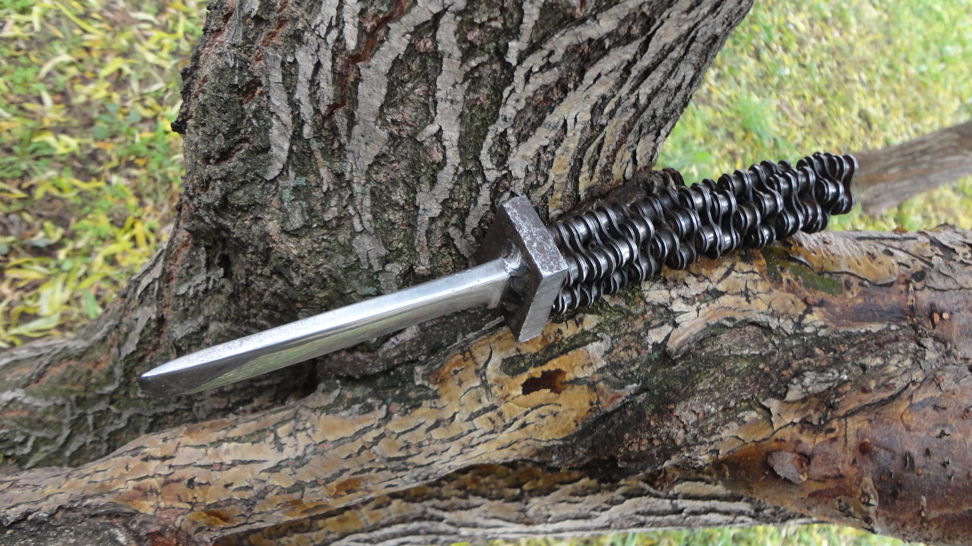 Bicycle Chain Handle Knife 2