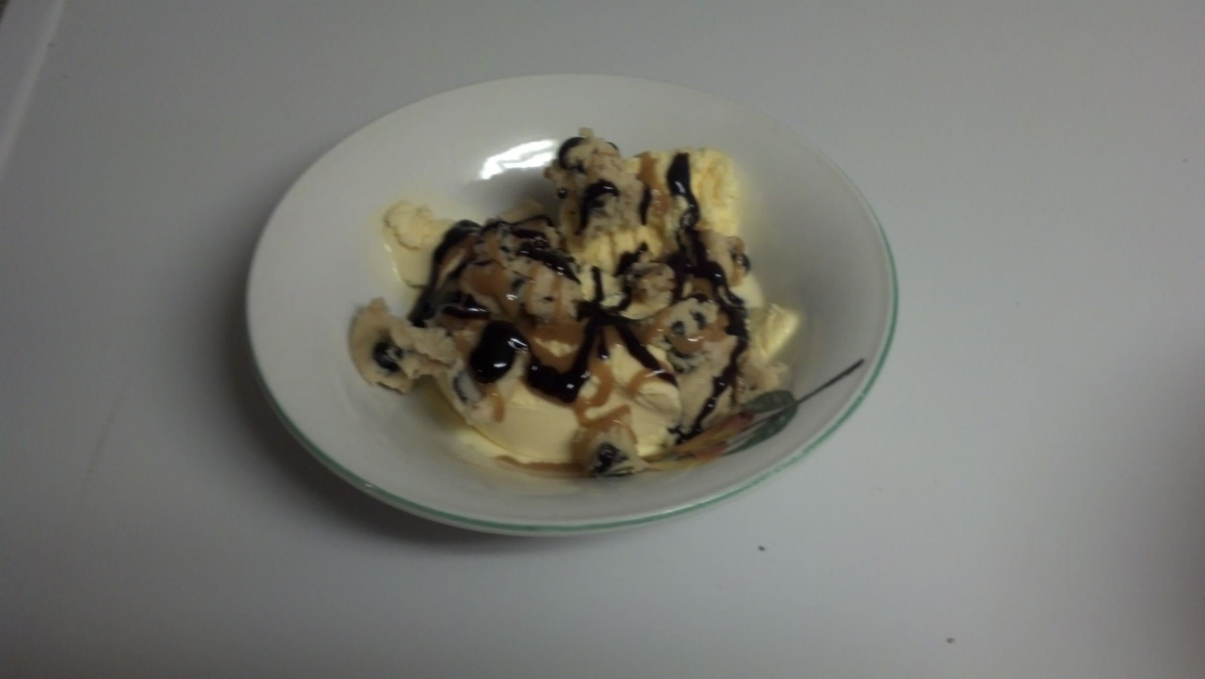 Cupid's Chocolate Chip Cookie Dough Icecream