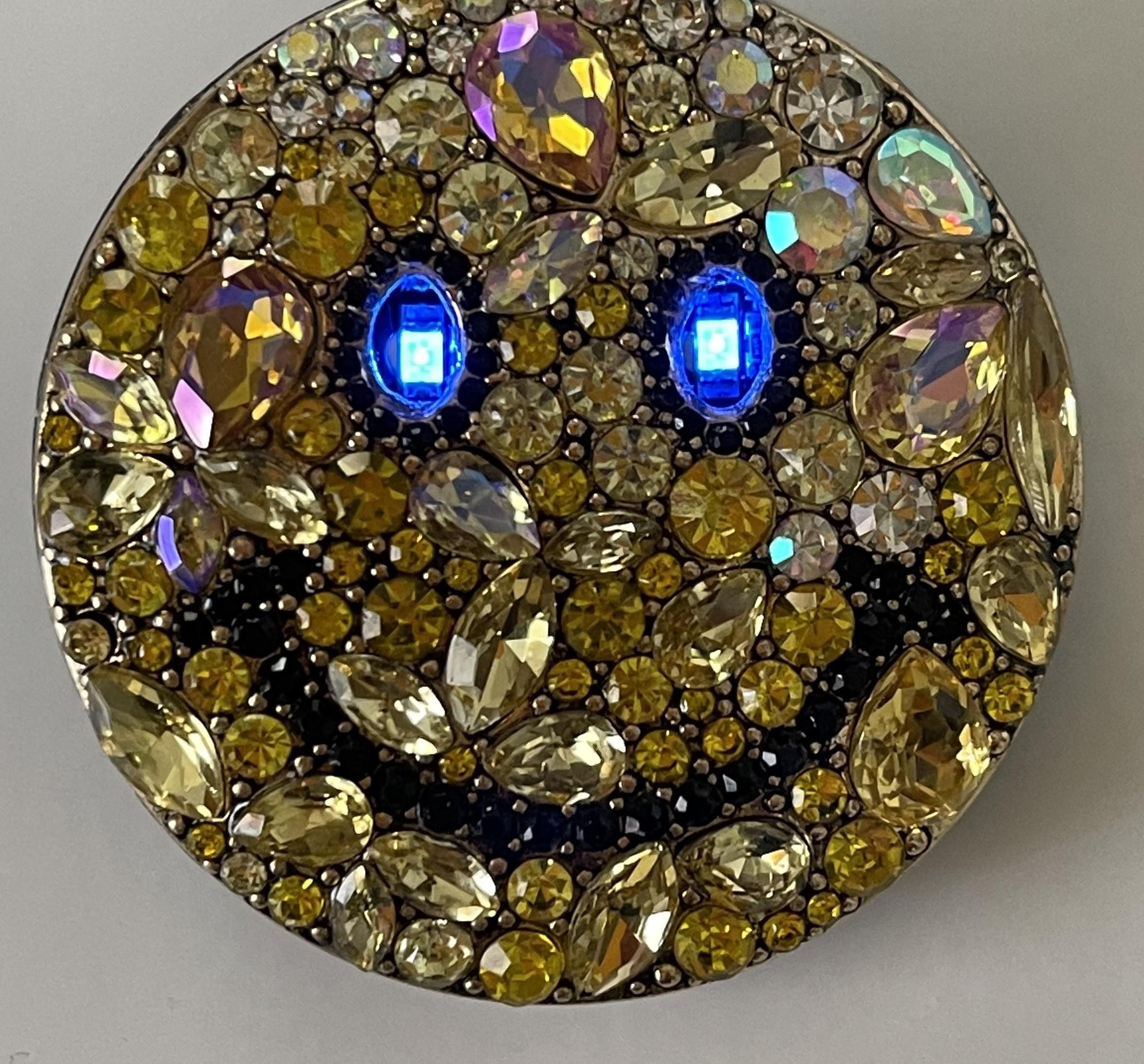 Smiling Pin With LED Eyes (in the Style of the Def Con Jack)