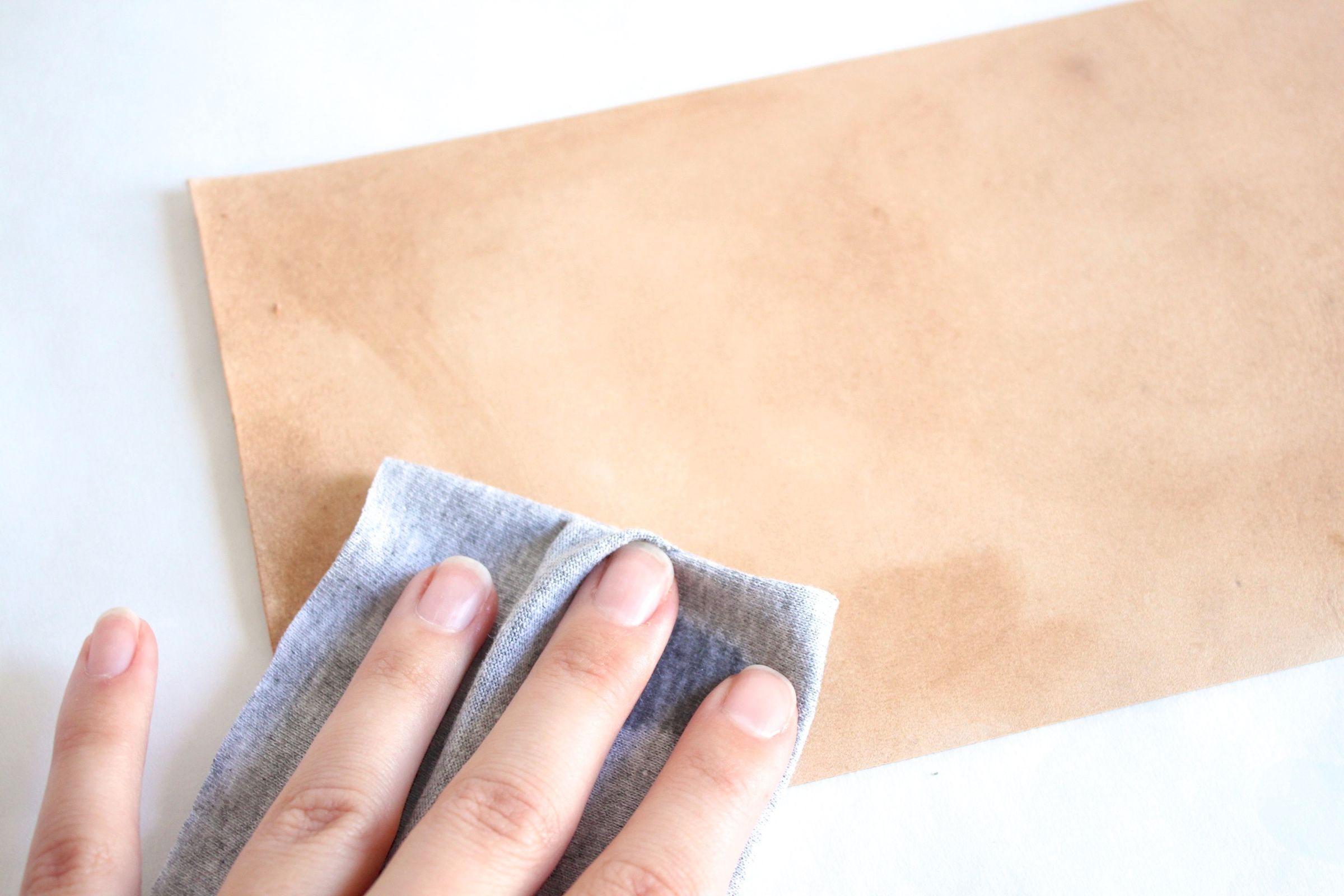 Can I dye leather? THEKITCHENKNOW