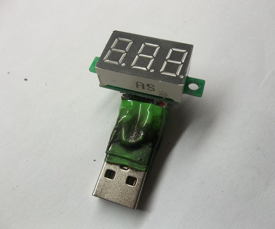 Cheap USB Digital Voltmeter