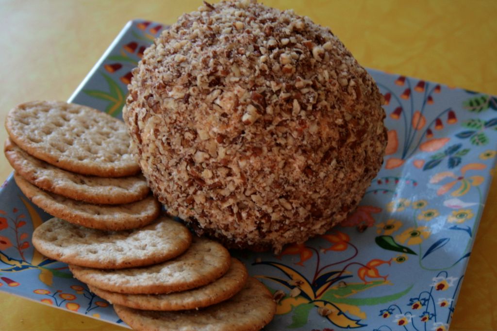 Holiday Cheese Ball With Sundried Tomatoes 8 Steps (with Pictures