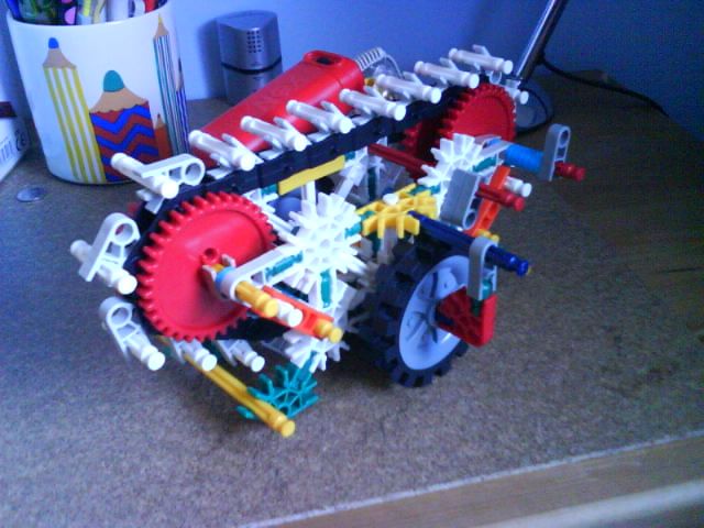 KAP-V (K'nex Programmable Automated Vehicle) V2.0