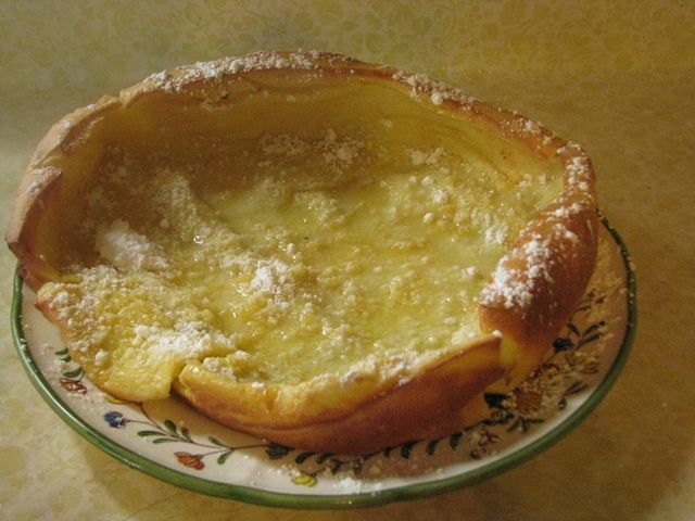 Dutch Babies: Sweet, Buttery Breakfast Popovers