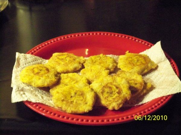 How to Make Fried Green Plantain (tostones)
