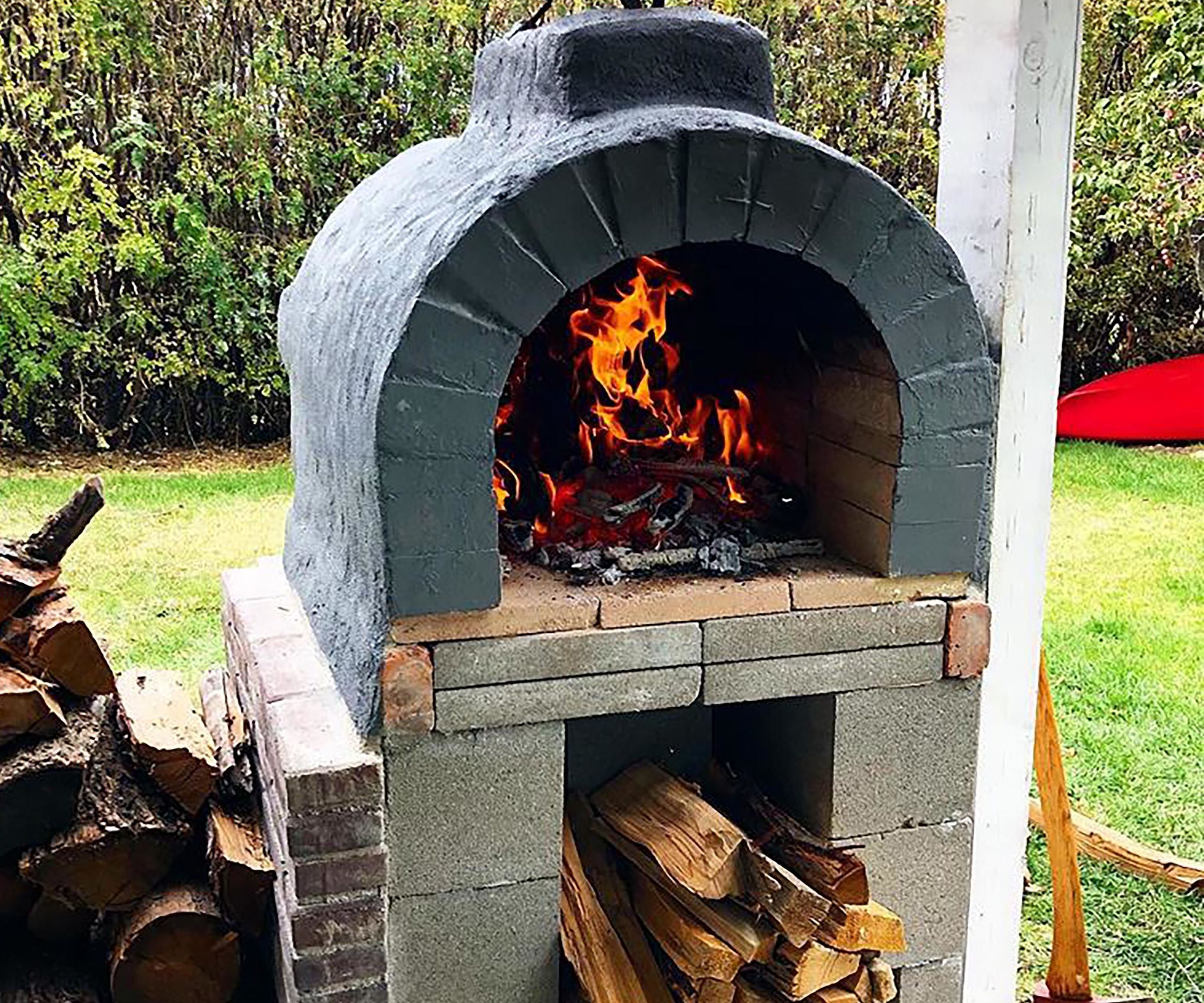 Backyard Woodfire Pizza Oven