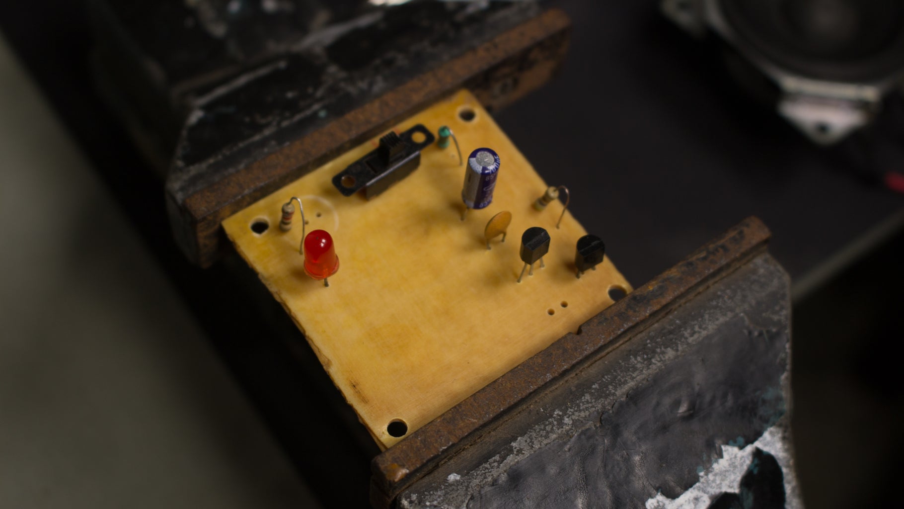 DIY Musical Doorbell : 7 Steps (with Pictures) Circuit Diagram