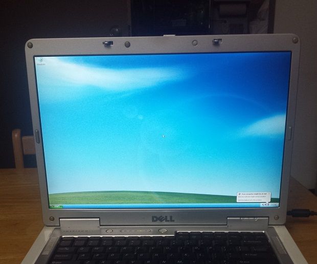 Old Laptop Mobile Digital Signage: Phase 01 - Making It Work