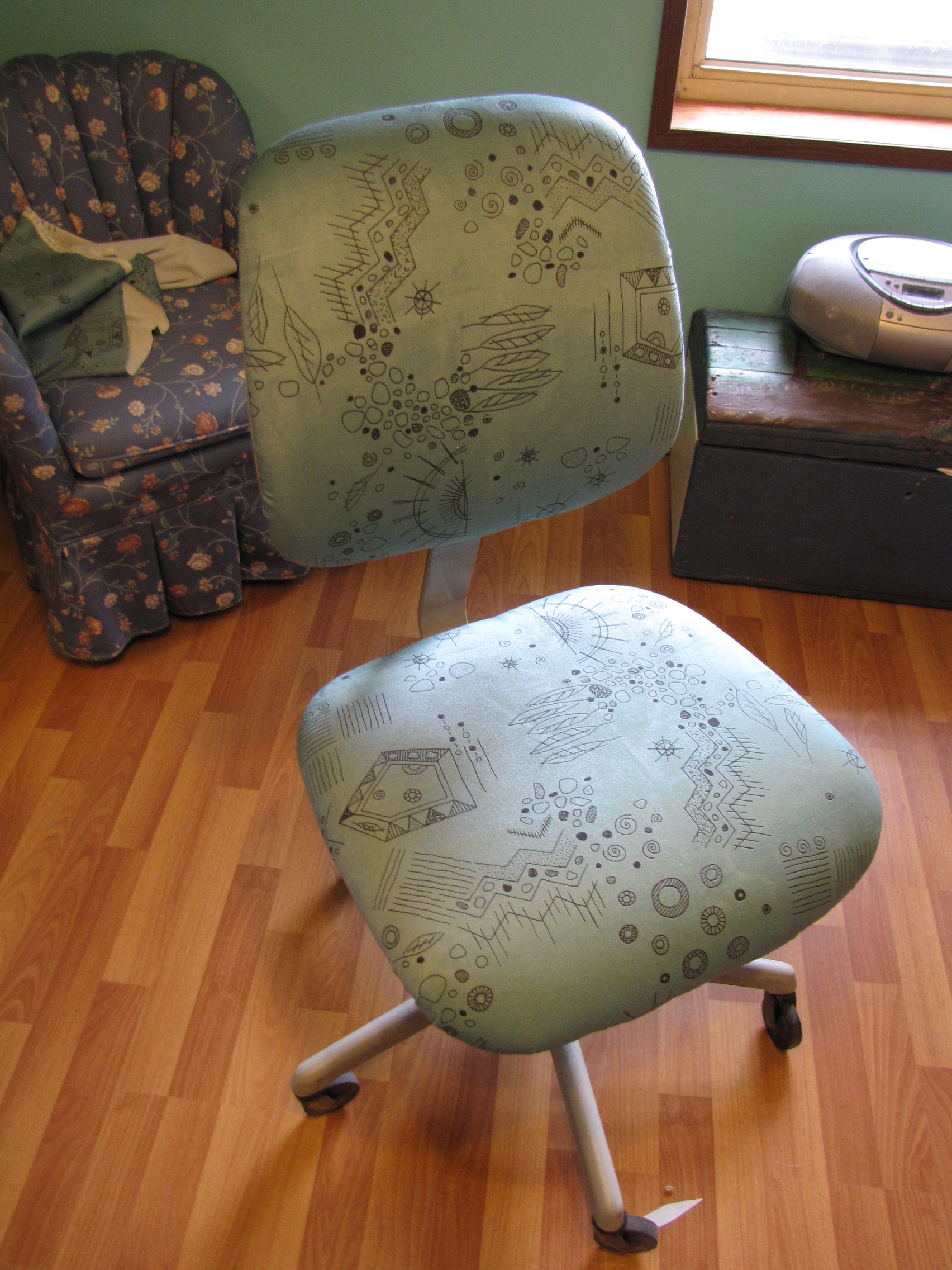Easy Office Chair Facelift!