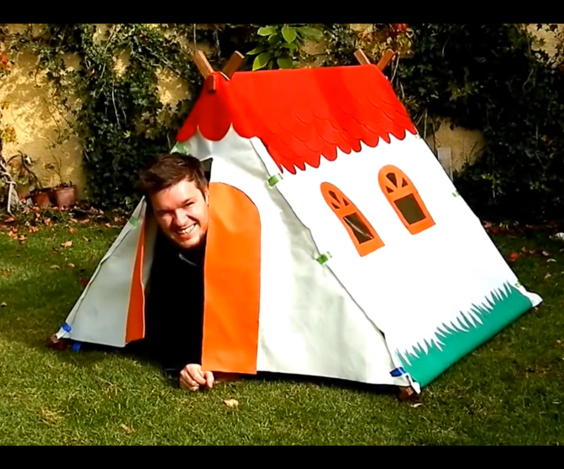 Play Tent for Kids - Summer DIY Project