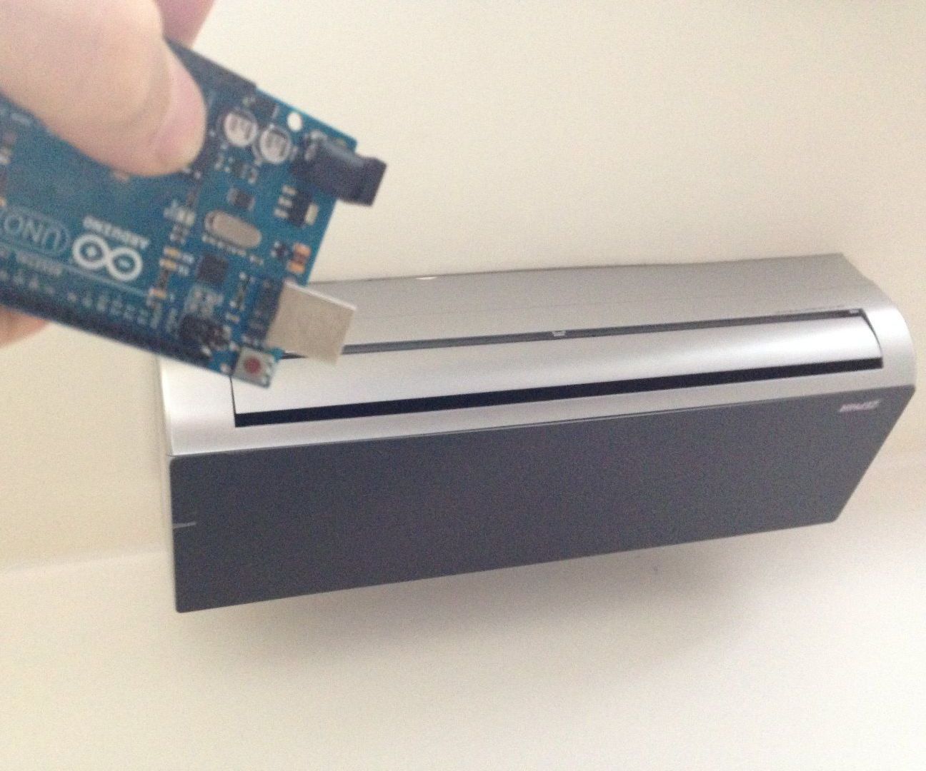 Air Conditioning Web Controlled by Arduino