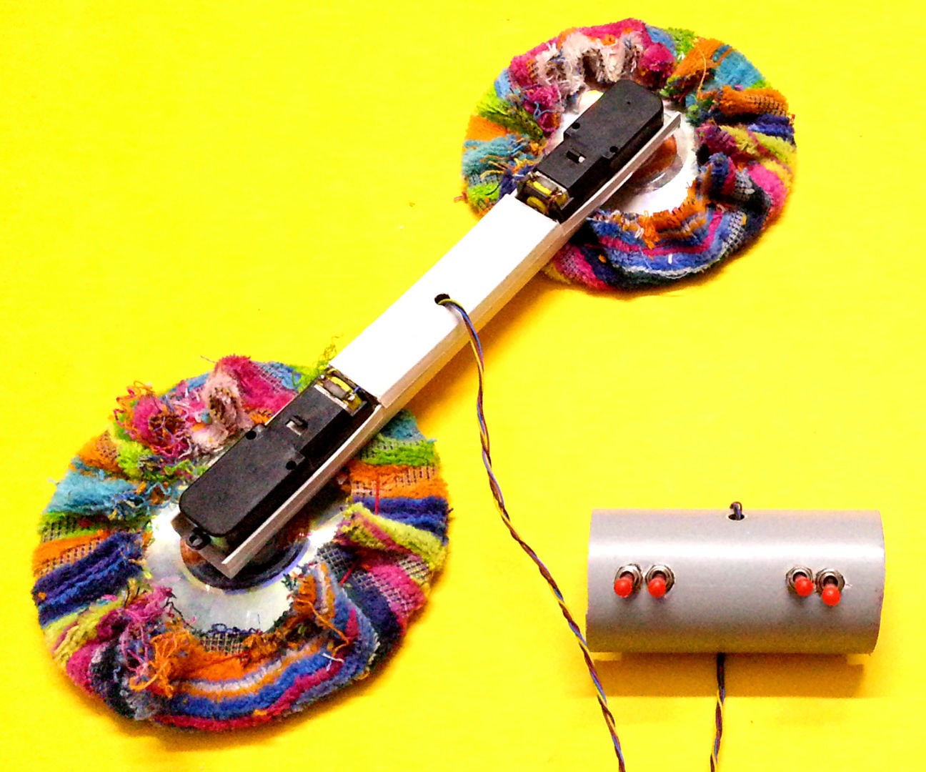 DIY Remote Controlled Floor Cleaning Robot 5 Steps (with Pictures