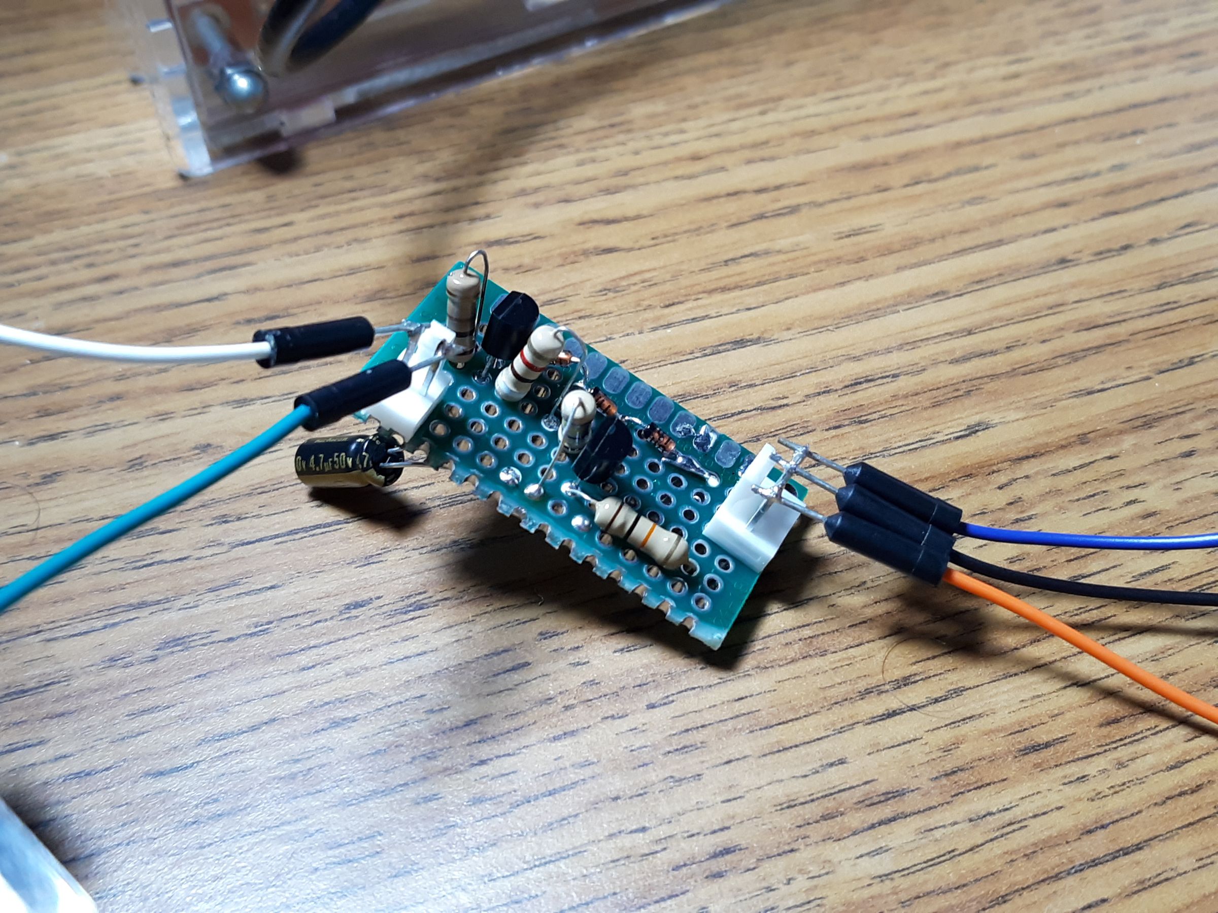 Clip Indicator (LED) for Any Power Amp : 6 Steps (with Pictures