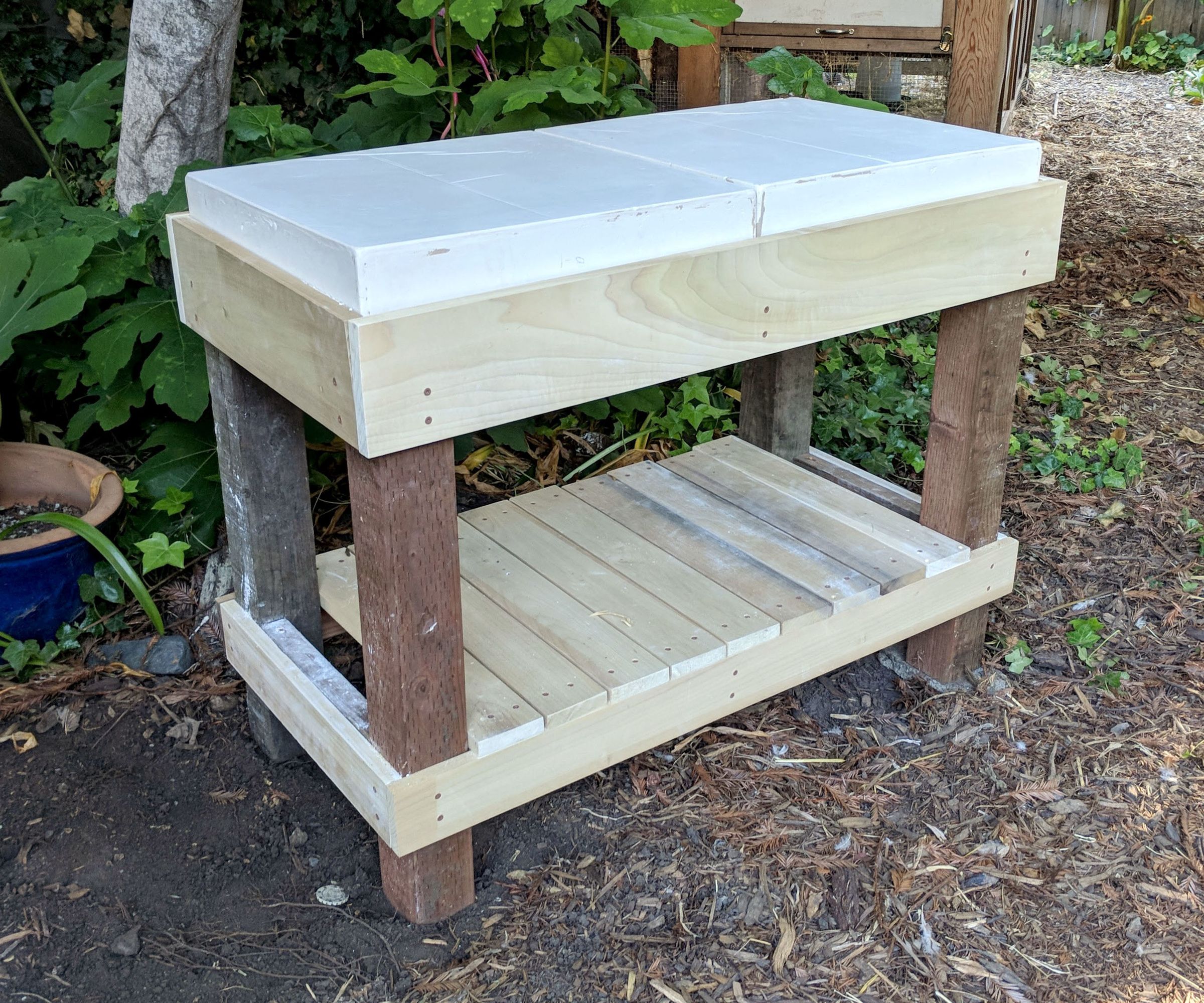 100# Plaster Topped Wedging Table