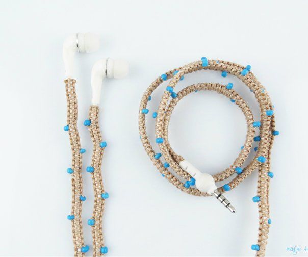 Video Tutorial DIY Stylish Earphones - Headphones Wrap