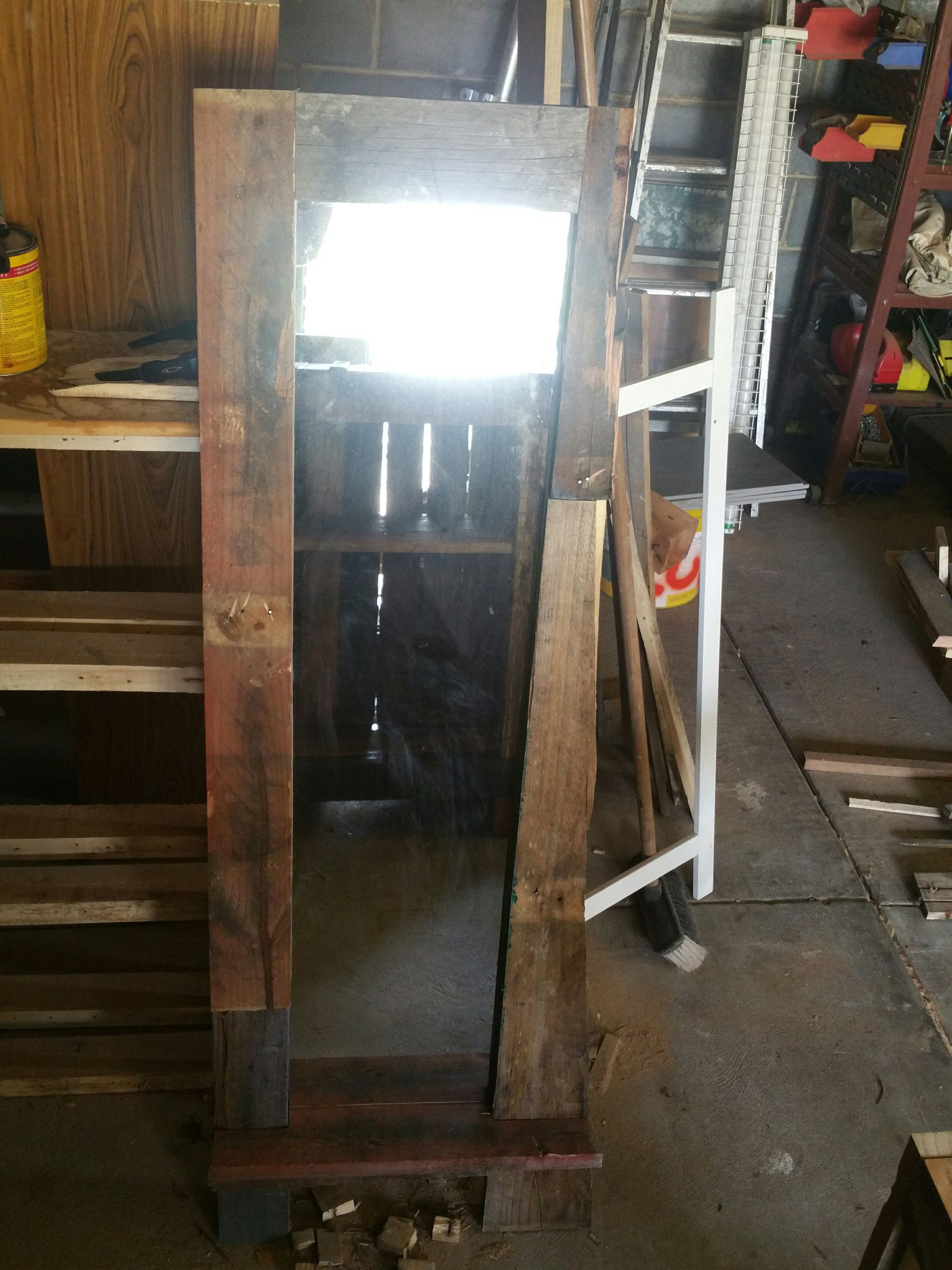Pallet mirror
