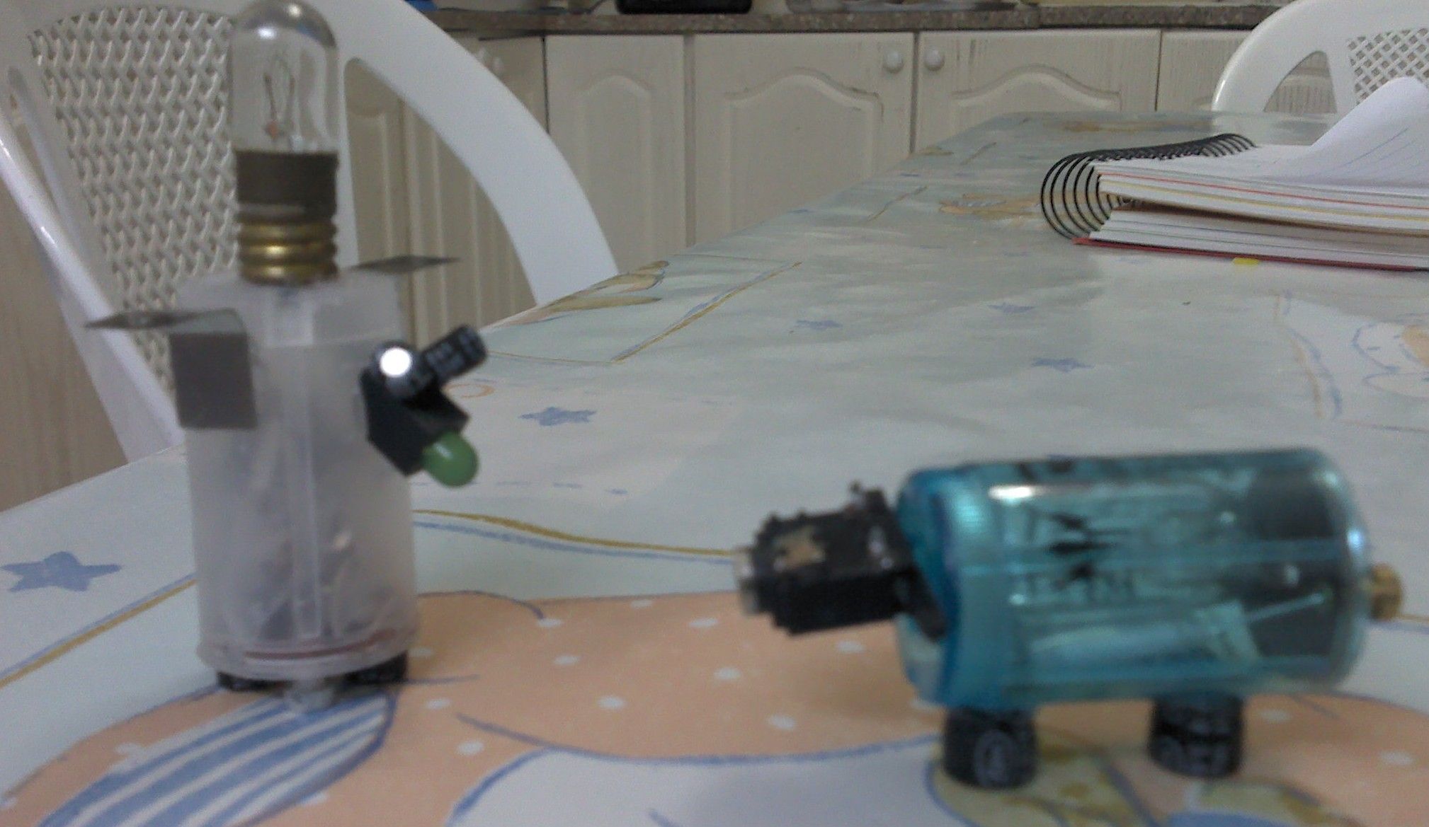 Making figures out of your Recycle Bin - DIY