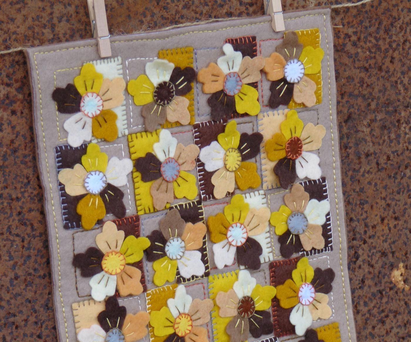 Create a Scrap Busting Felt Mini Quilt Inspired by Retro 1970’s Floral Wallpaper, Only Now in 3-D