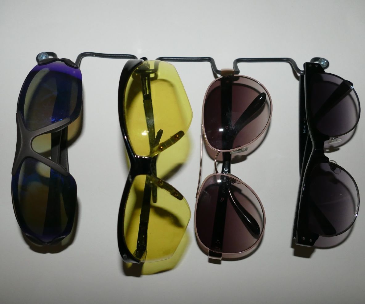 Eye Glasses Wall Hanger