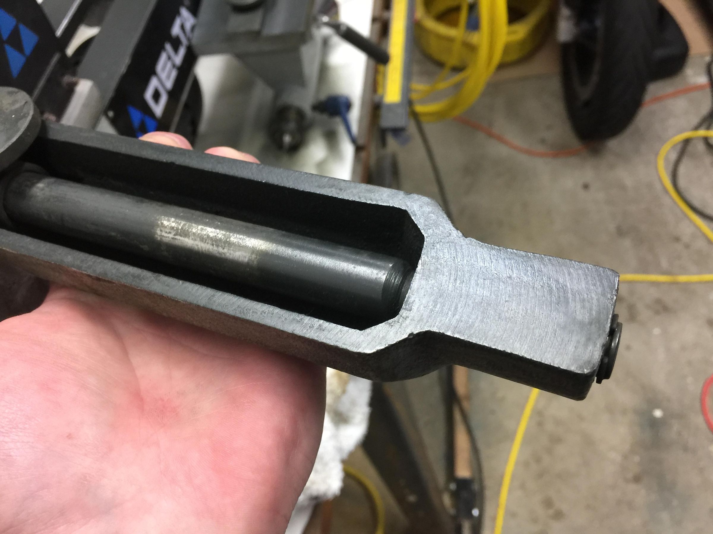 Lubricate Metal and Inhibit Rust With Moly. 6 Steps (with Pictures