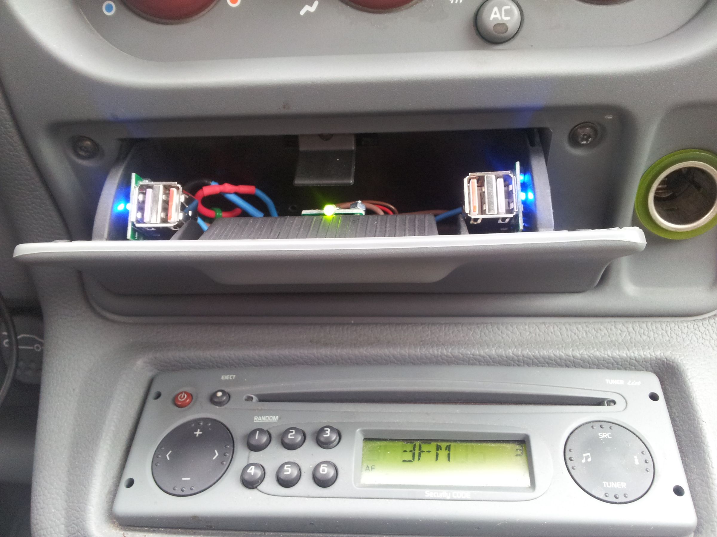 USB-ports in Your Car