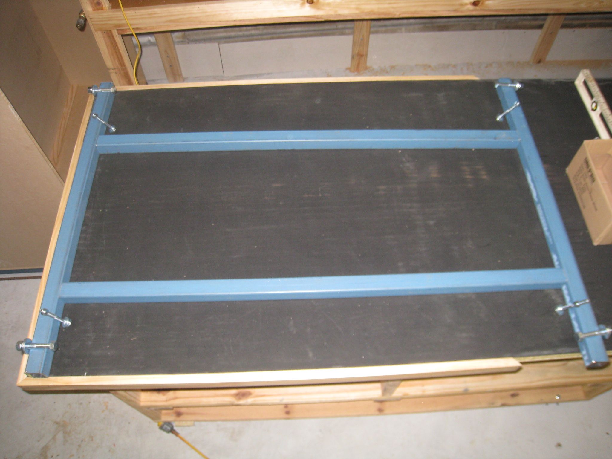 Build Your Own Compactus : 12 Steps - Instructables