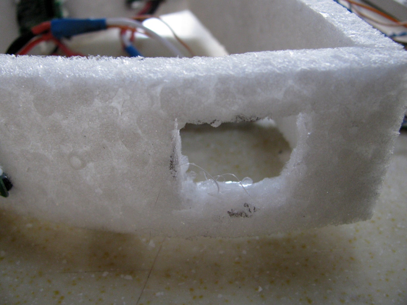 Motion Tracker With PIRs, Arduino and a Servo : 4 Steps Circuit Diagram