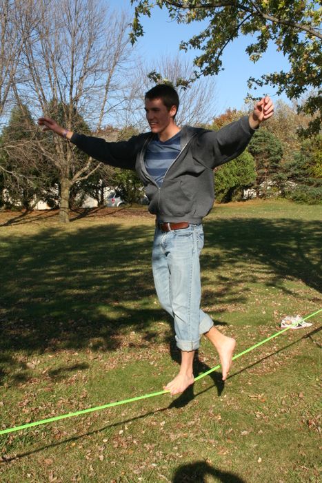 How to Set Up a Slackline : 10 Steps (with Pictures) - Instructables