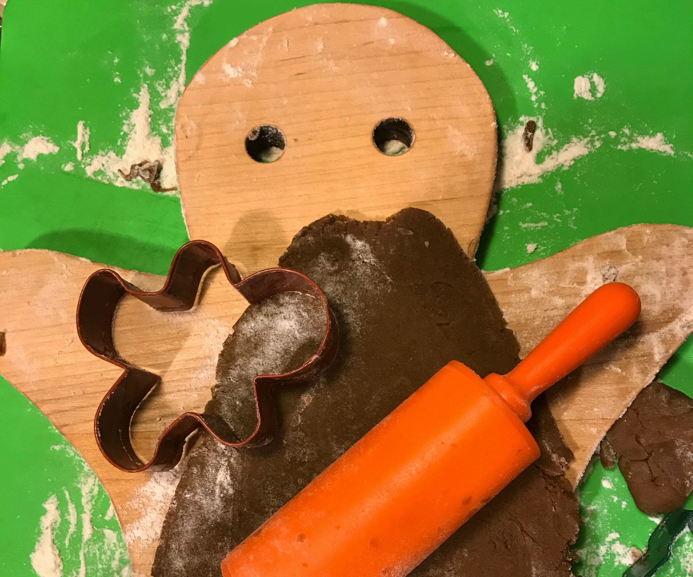 How to Make a Gingerbread Man Cutting Board