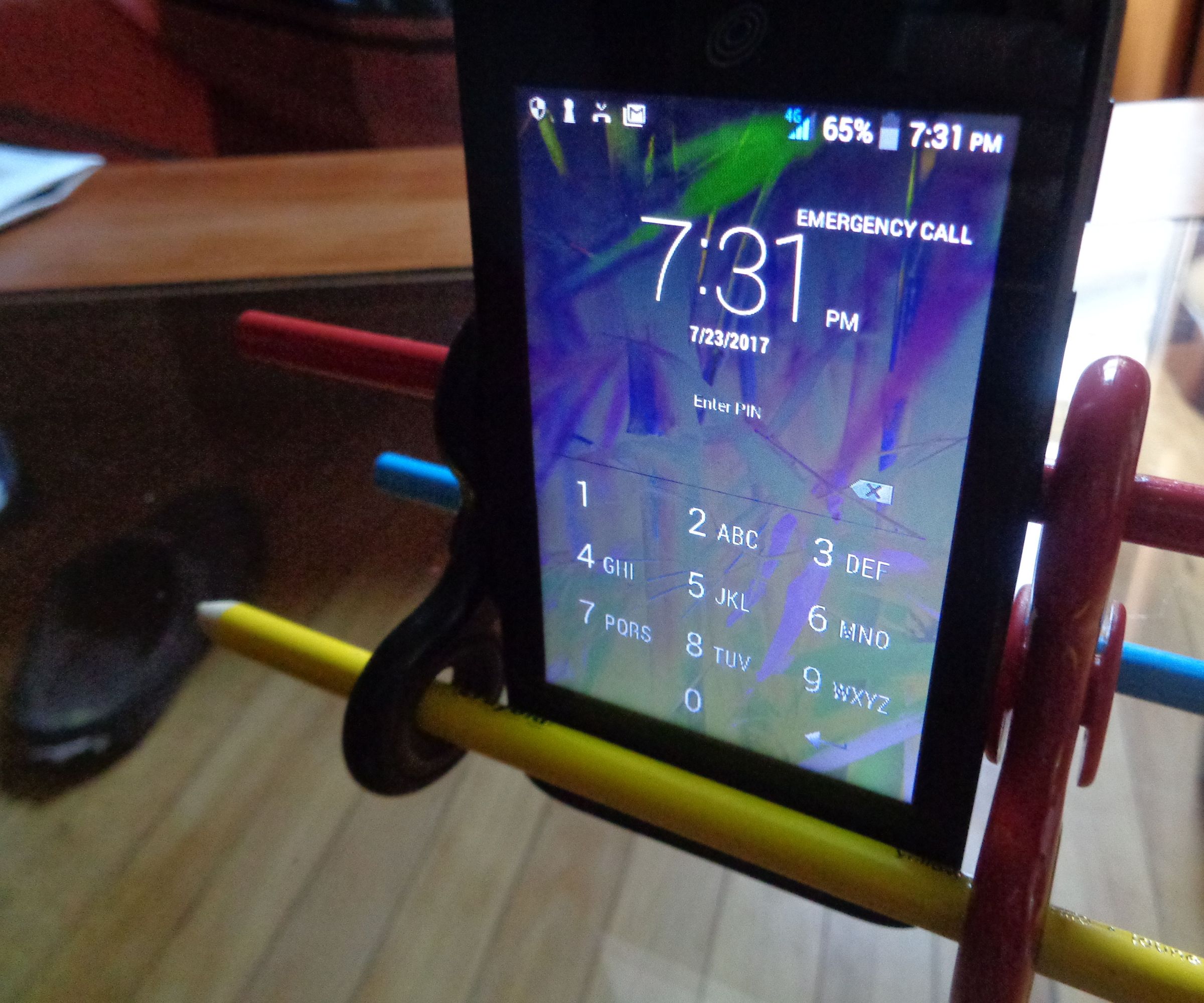 Fidget Spinner Phone Stand