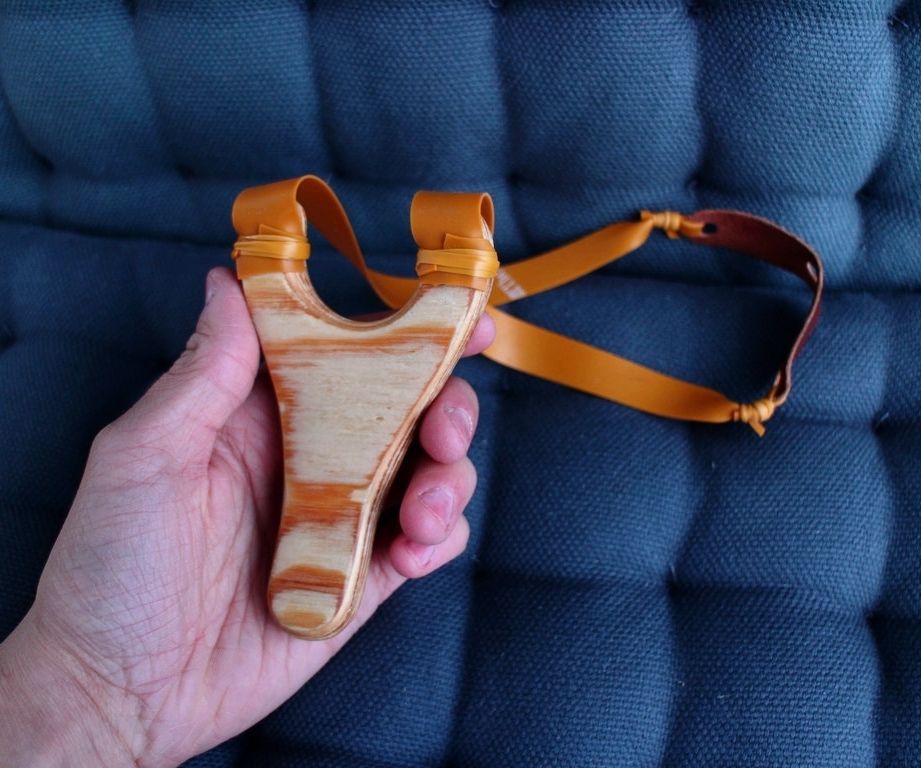 How to Make a Curved Plywood Slingshot