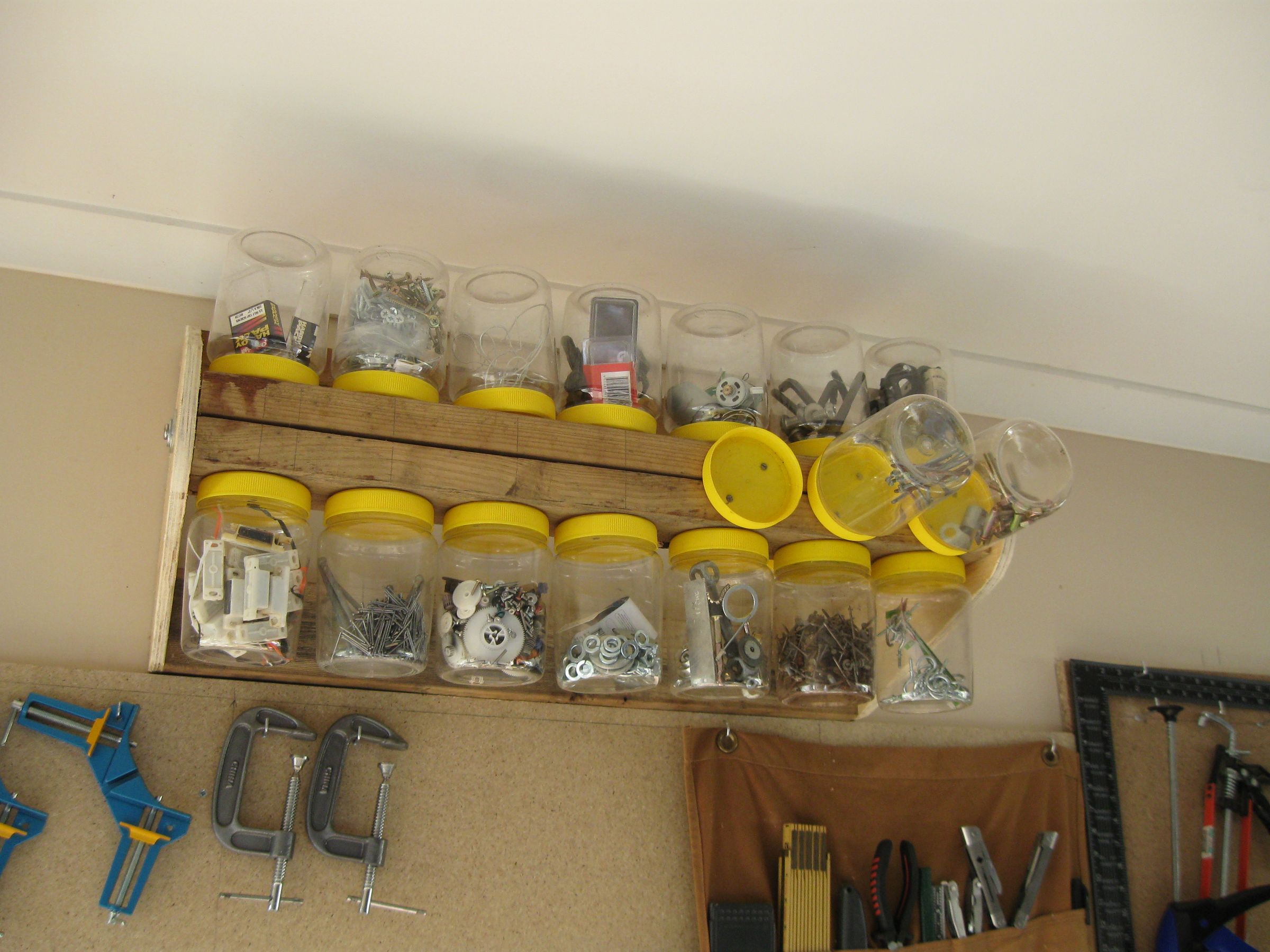 SPINNING ALMOST OUT OF REACH ORGANIZER