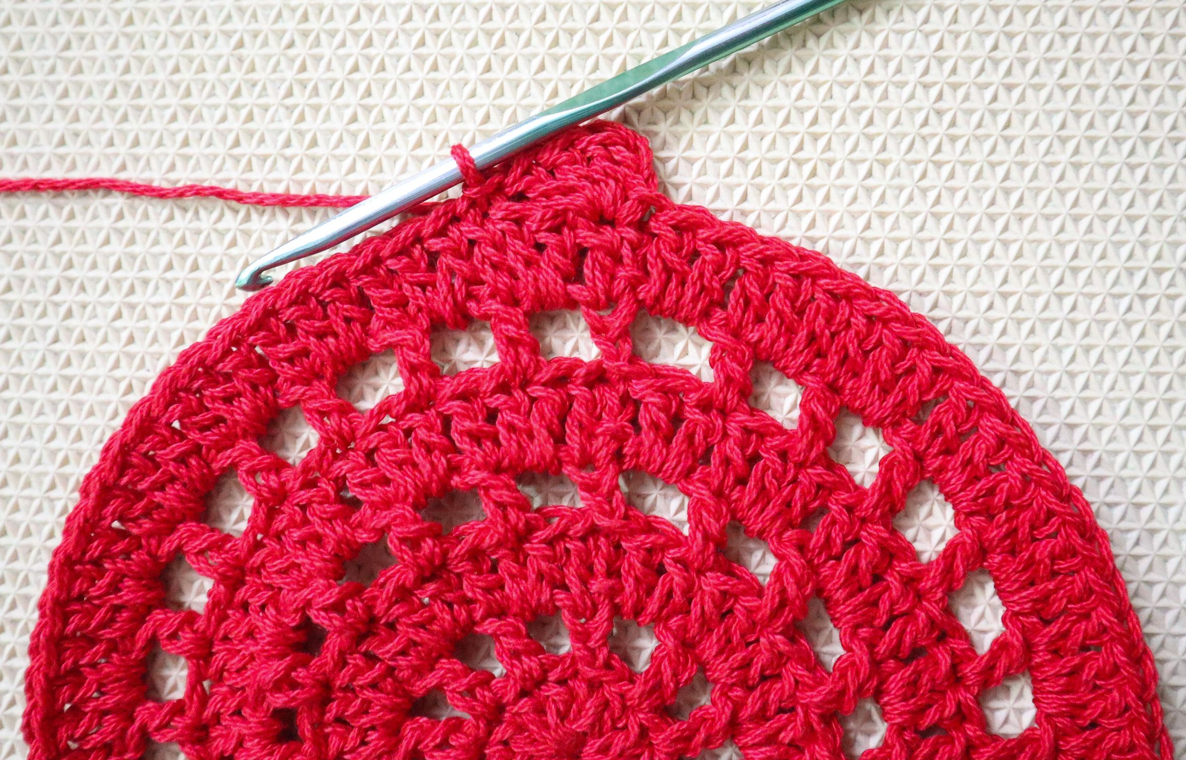 How to Make Easy Crochet Christmas Placemats 9 Steps (with Pictures