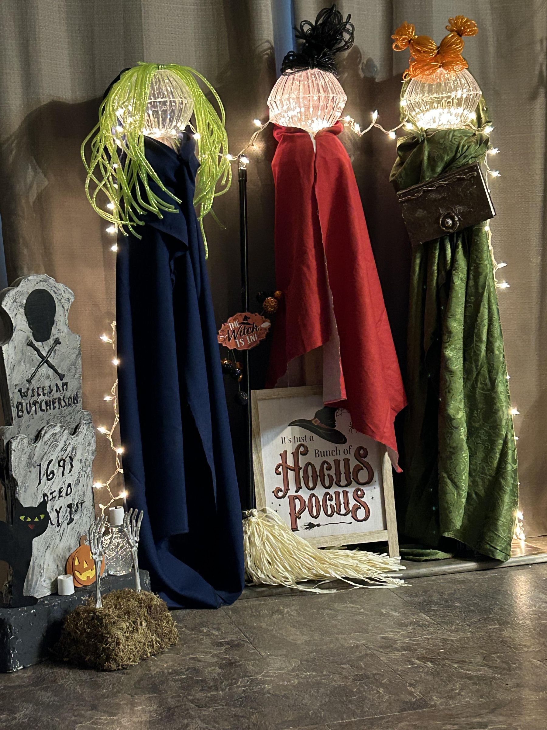 Sanderson Sisters and Billy Grave 3 Steps Instructables