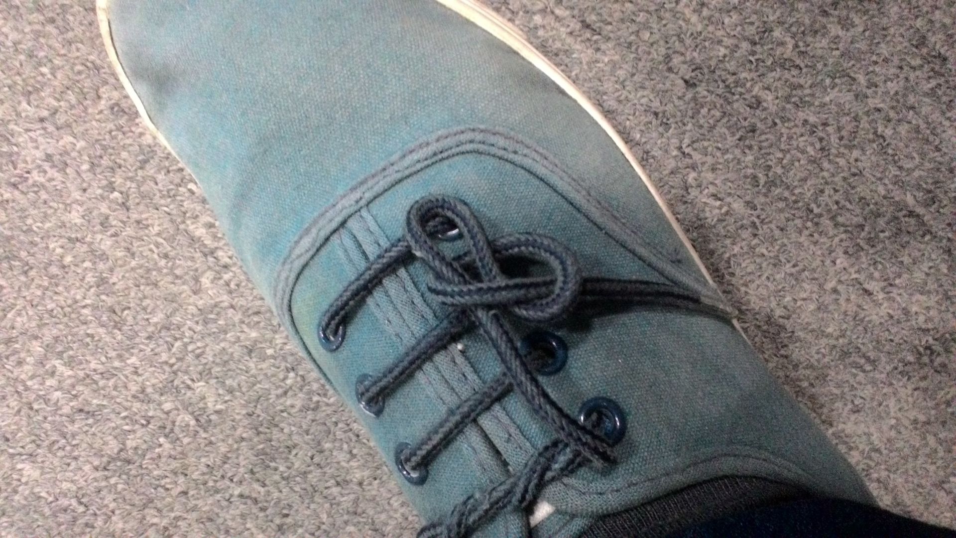 Awesome Shoelace Tie : 7 Steps - Instructables