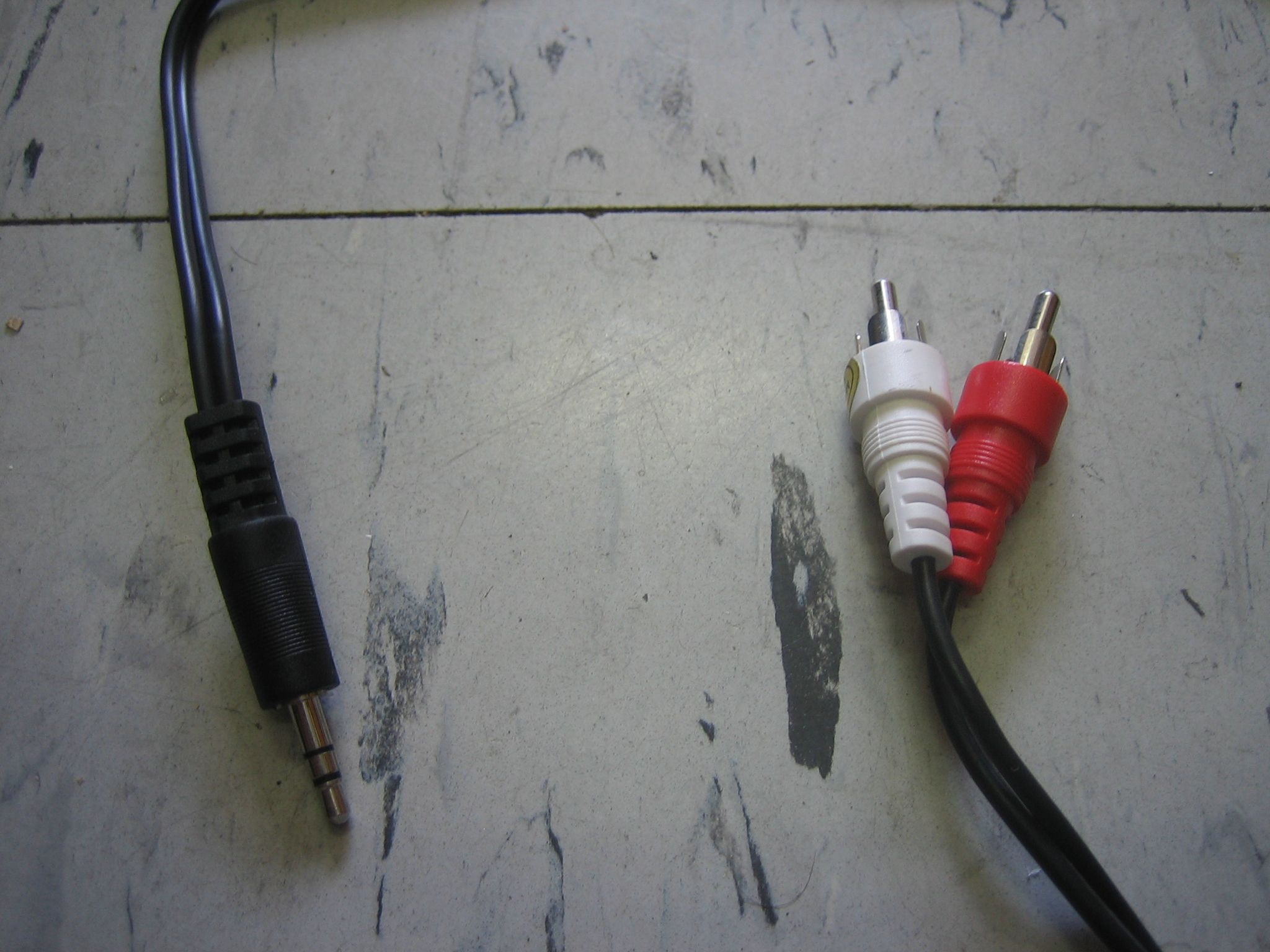   $1   Ipod to Stereo Connection 