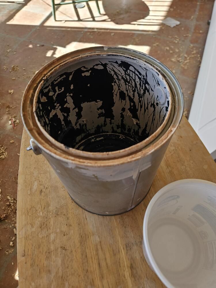 Paint Can Pour Spout
