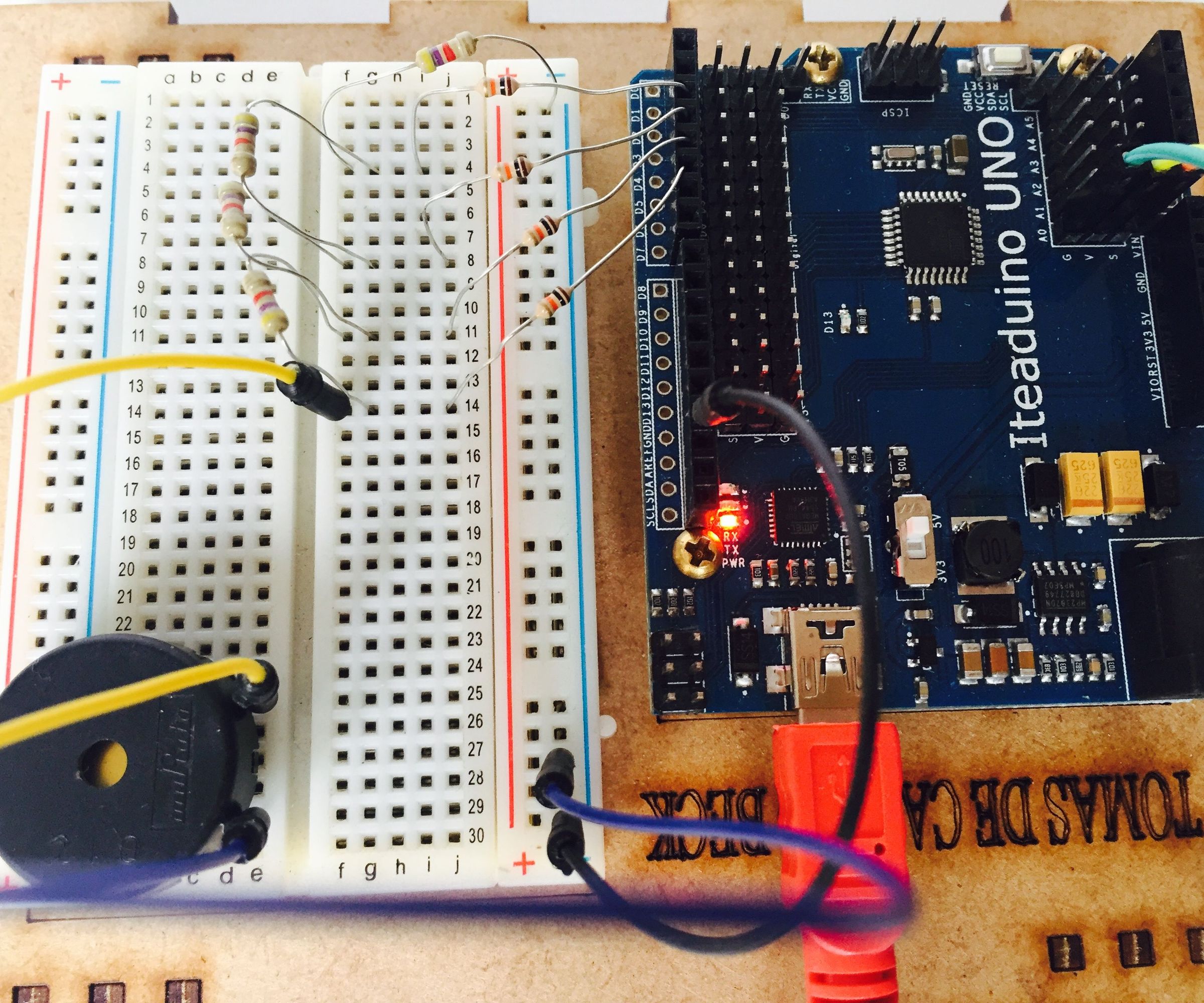 Sintetizador Con Arduino (R2R Ladder)